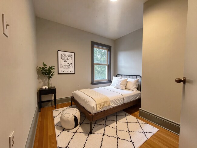 Photo - 55 Barnesdale Ave N Unit 2