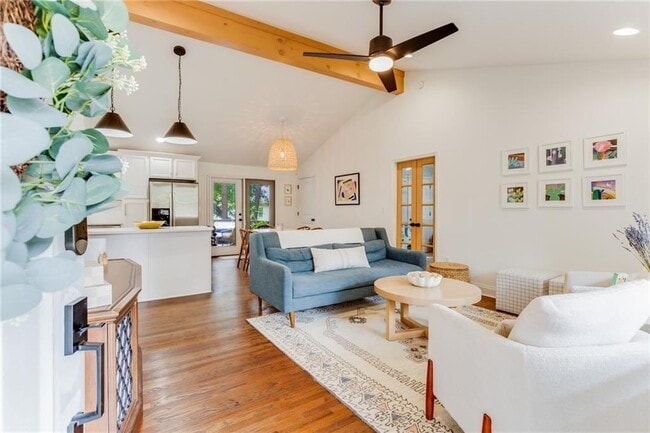 Photo - 2357 Cortez Way NE