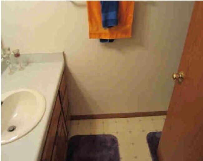 Photo - Punzel Apple Unit 1722