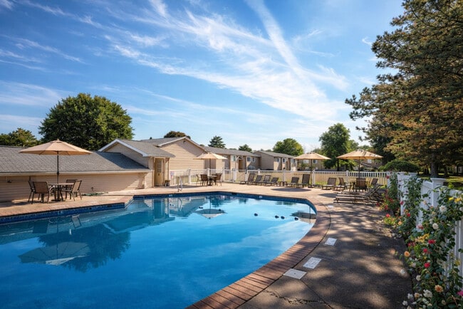 Building Photo - Cedar Commons