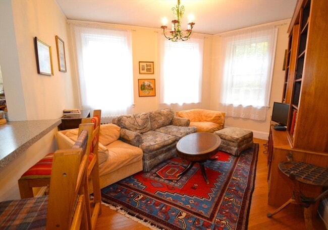 Photo - 86 Buckingham St Unidad 32