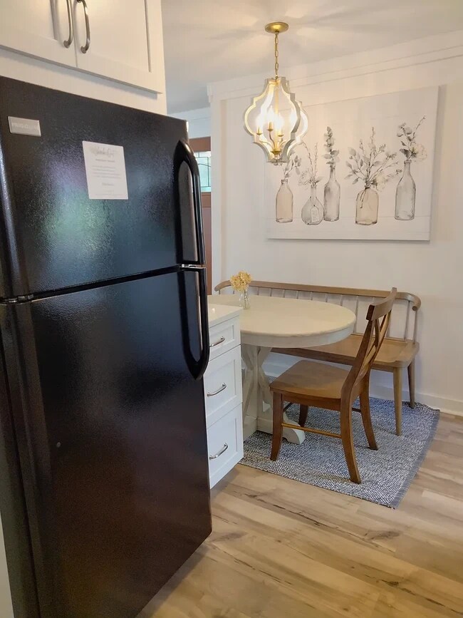 Photo - 151 Tanager St
