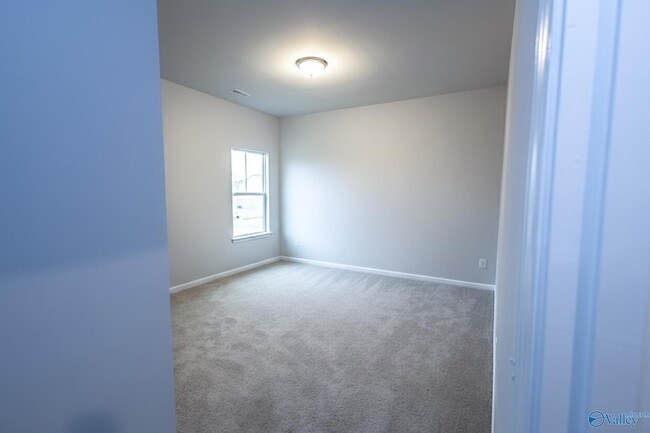 Photo - 121 Mill Valley Wy