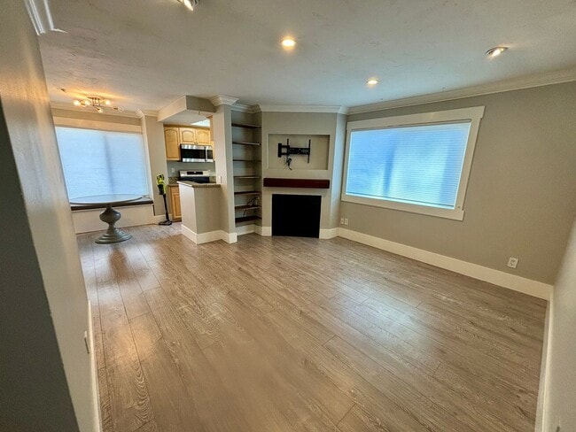 Photo - Beautiful 2 BD, 1.5 BA condo w/1 car detached garage for rent in University Heights! Unit #9