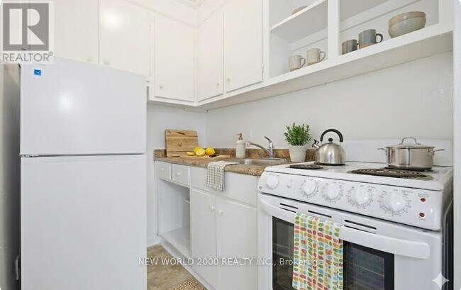 Photo - 49 Glen Elm Ave Unité 215