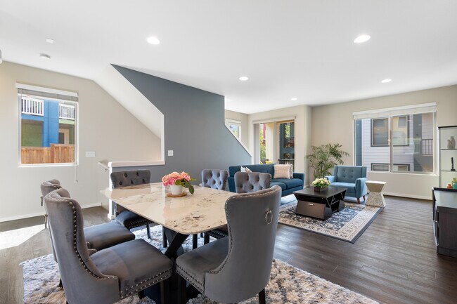 Photo - 9834-9811 11th Ave SW