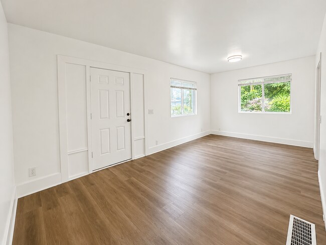Photo - Fully Remodeled 4-Bedroom, 3-Bath Home with Garage and Private Fenced Yard – North Seattle