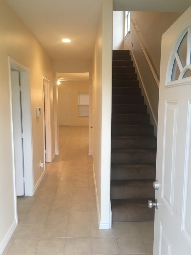 Photo - 10642 Logger Pines Trail Unit B