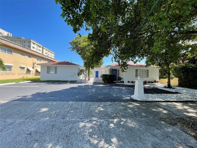 Photo - 1842 Madison St Unidad 1