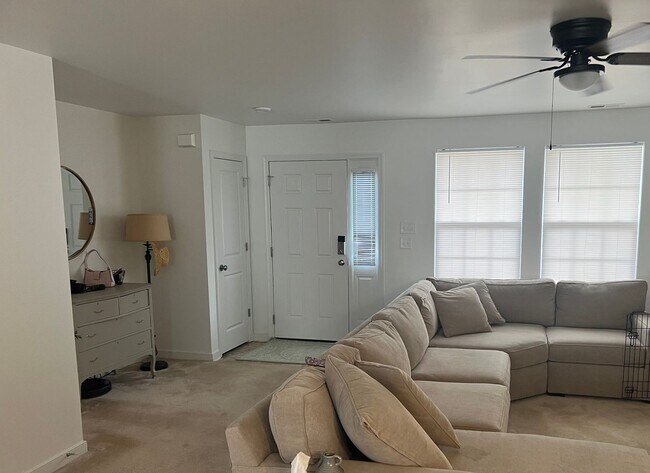 Photo - 1946 Kennington Park Rd