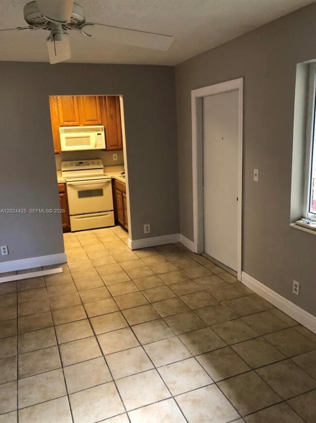 Photo - 1001 SE 16th St Unit 15