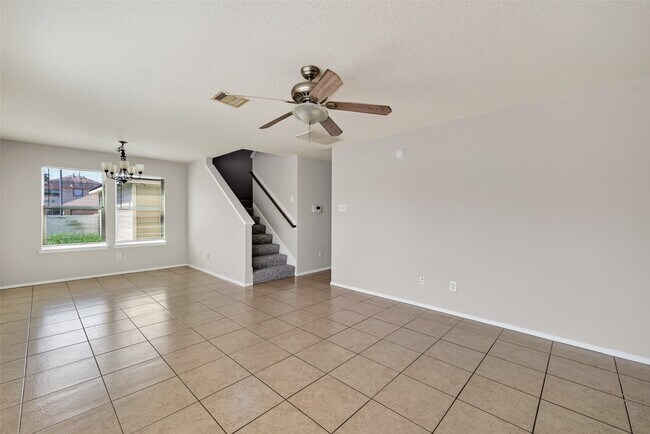 Photo - 6309 Settlers Square Ln