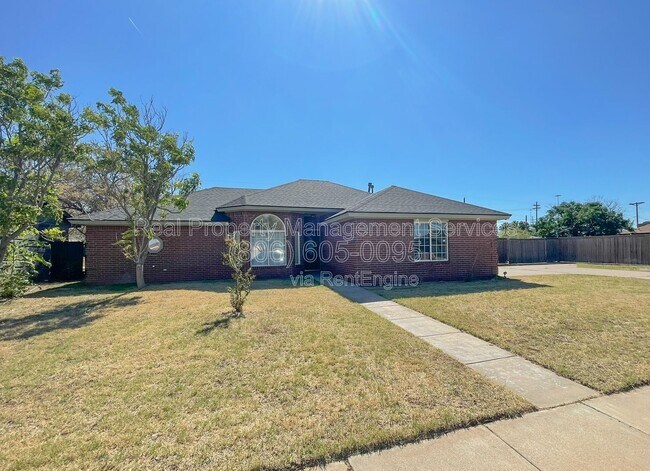 Photo - 209 Avenue L