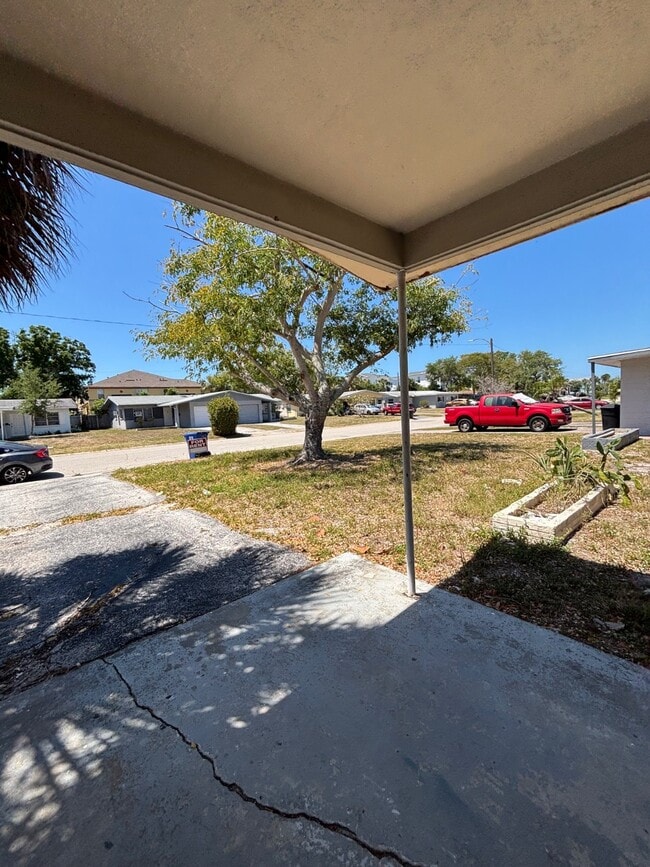 Photo - 172 38th Ave SE