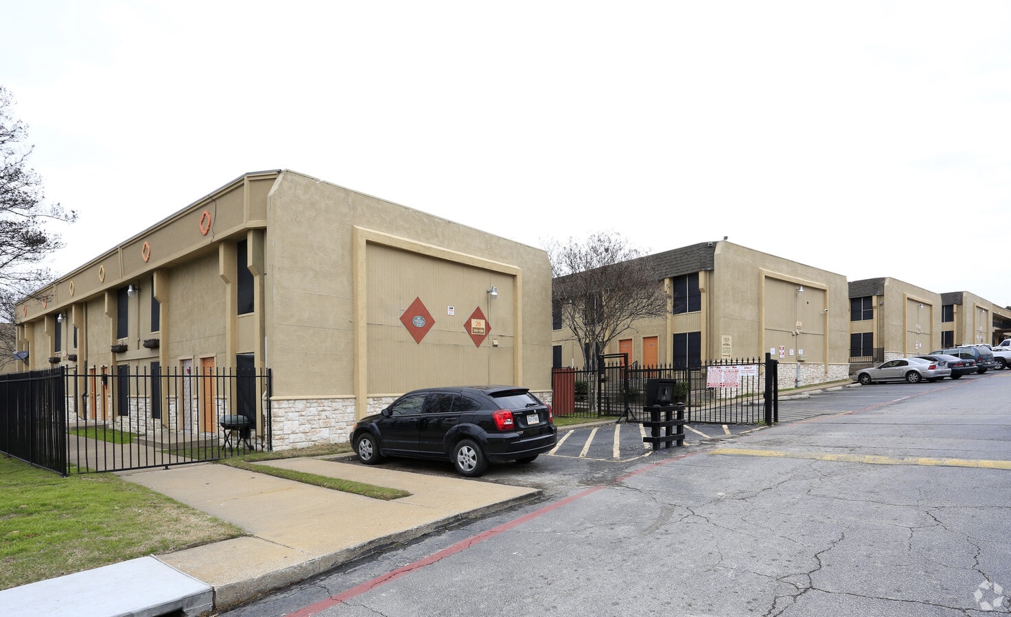 Vista Del Sol Apartments - Vista Del Sol Apartments