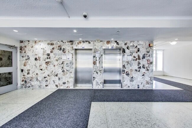 Photo - Humber River Apartments