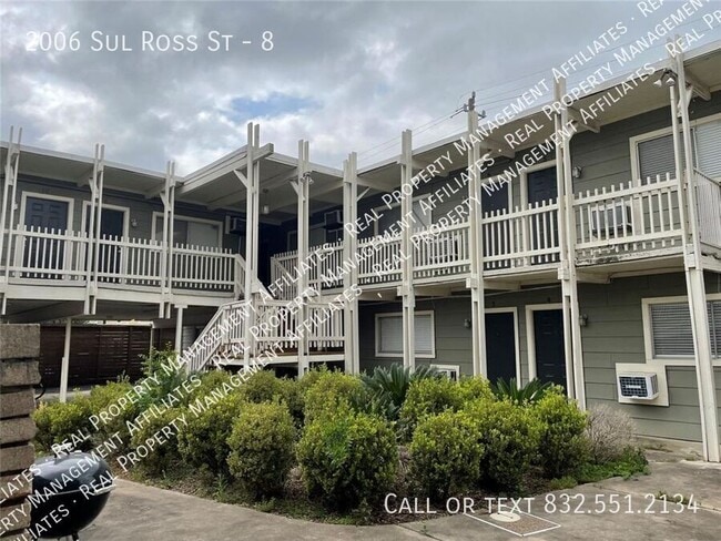 Building Photo - 2006 Sul Ross St Unit 8