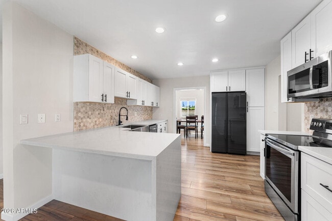 Photo - 8302 E Windsor Ave
