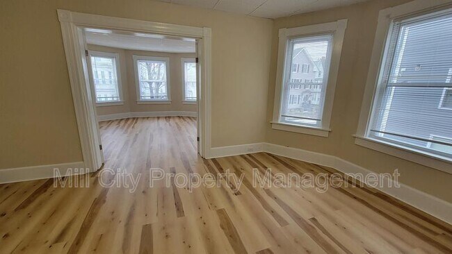 Photo - 414 Cedar St