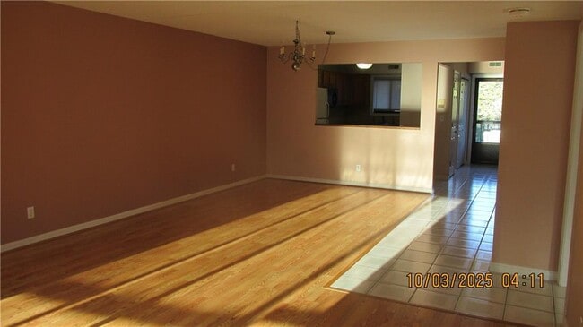 Photo - 650 E Greenwich Ave Unit 303