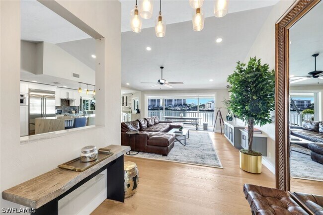 336 Oak Ave