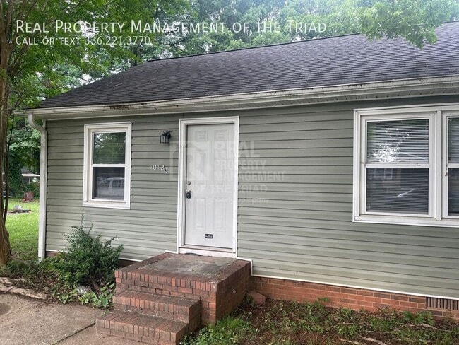 Photo - 1012 Watkins St Apartment Unit B