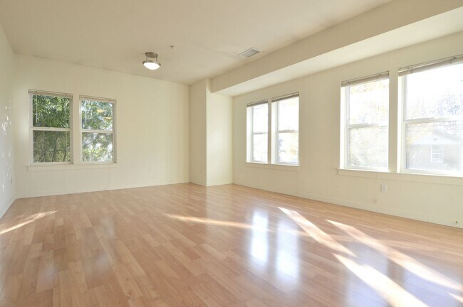 Photo - 2520 NE Rodney Ave Unit A