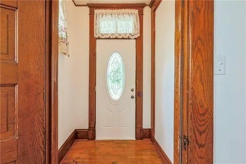 Photo - 619 Hamburg Ave