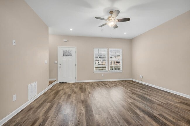 Photo - 1911 9th Ave N