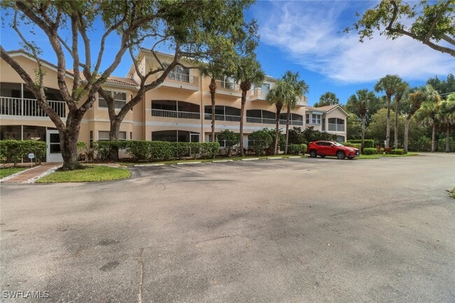 Building Photo - 1096 Woodshire Ln Unit C202