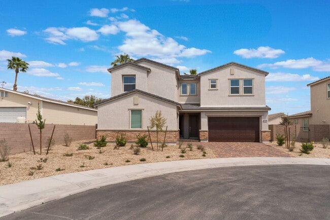 Building Photo - Modern Living with Private Fully Furnished Next Gen Suite!