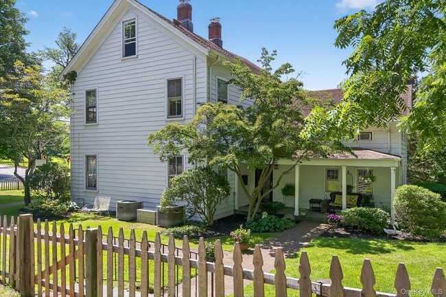 Photo - 4 Parkview Ter