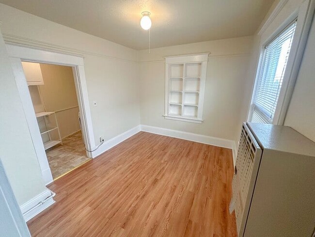 Photo - 2708 NE Sandy Blvd