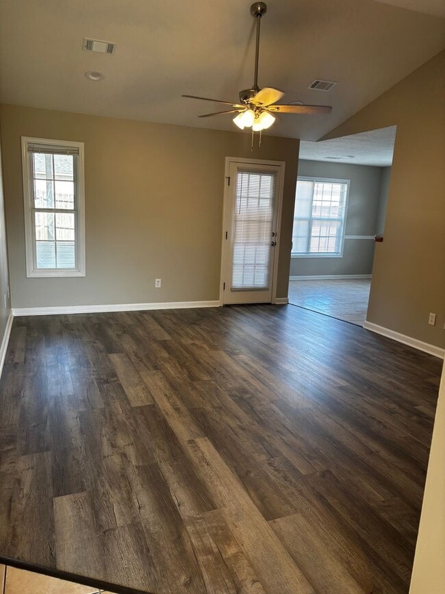Photo - 3 Bedroom/ 2Bath located in Nettleton School District