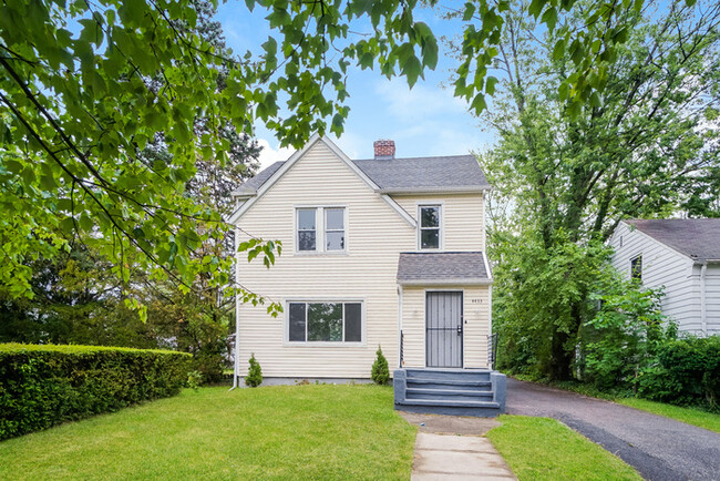 Charming 3-Bedroom Home in Warrensville He... - Charming 3-Bedroom Home in Warrensville He...