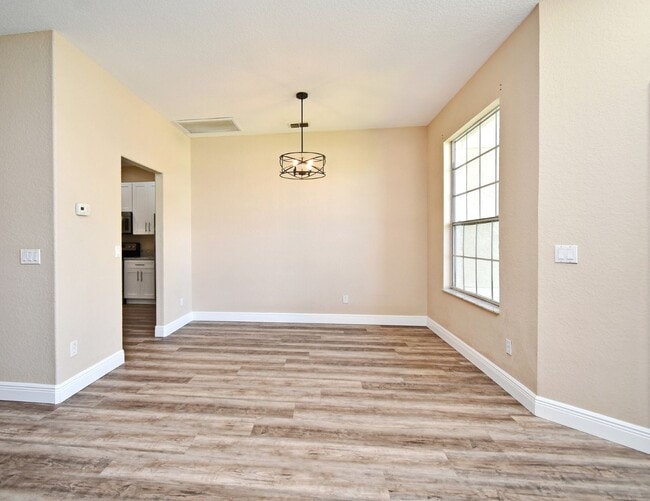 Photo - Lovely Remodeled 4/2 Home