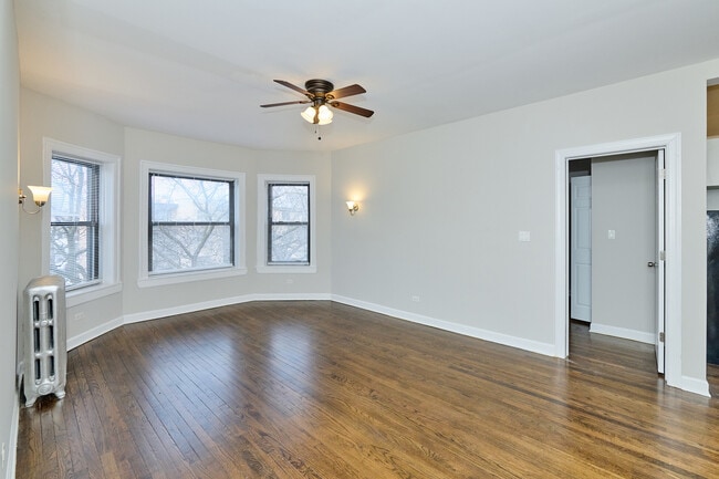 Photo - 1351 W Touhy Ave