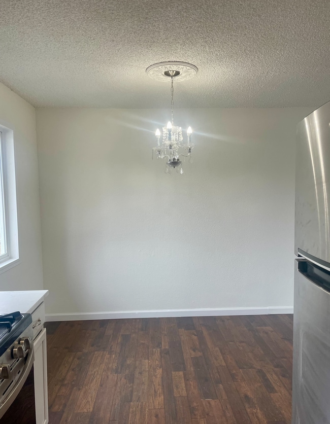 Photo - 4 bedroom single family home in Palmer! New kitchen and fresh paint throughout. Available July 1!