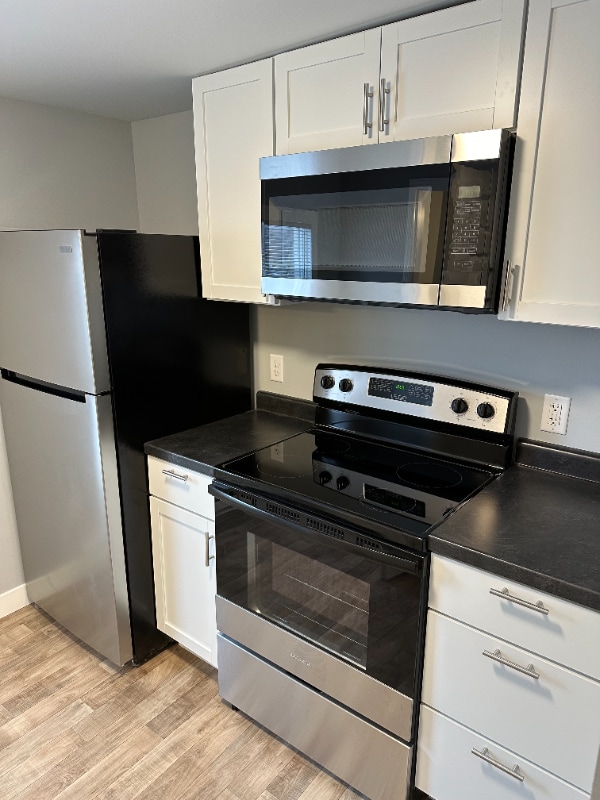 Photo - 138 E Stockbridge Ave Unit 2