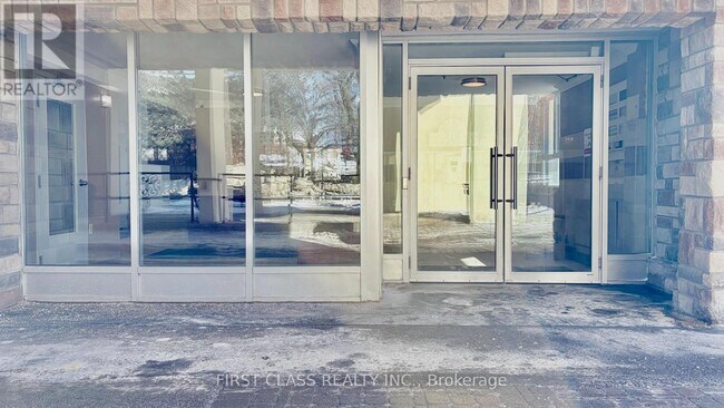 Photo - 541 Blackthorn Ave Unit 1415