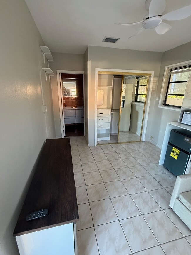 Photo - 1060 SW 36th Ct Unit Front Studio