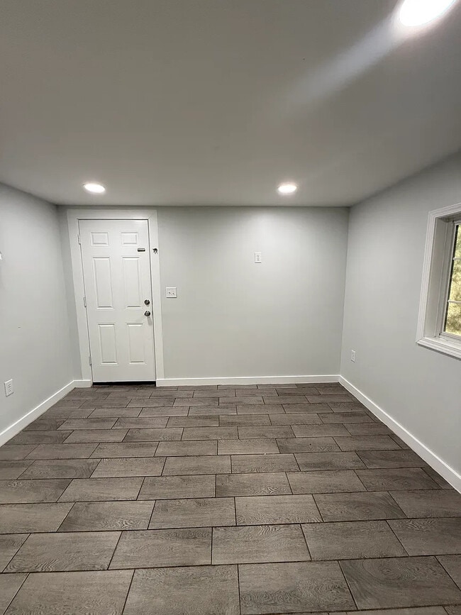 Photo - 2566 Pleasant Valley Rd