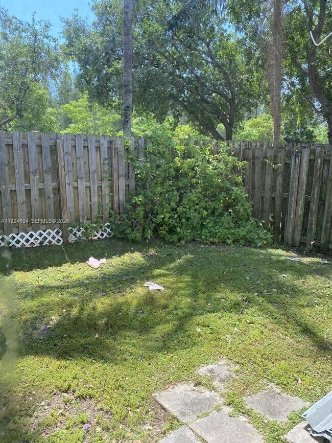 Photo - 968 NE 42nd Ave