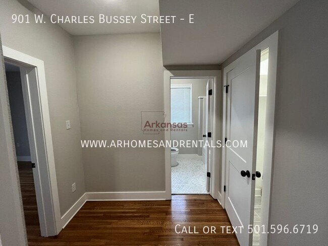 Photo - 901 W Charles Bussey Ave Unit E