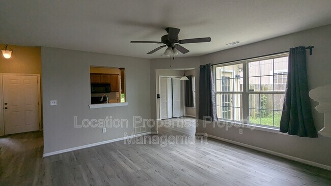 Photo - 944 N Field Stone Dr