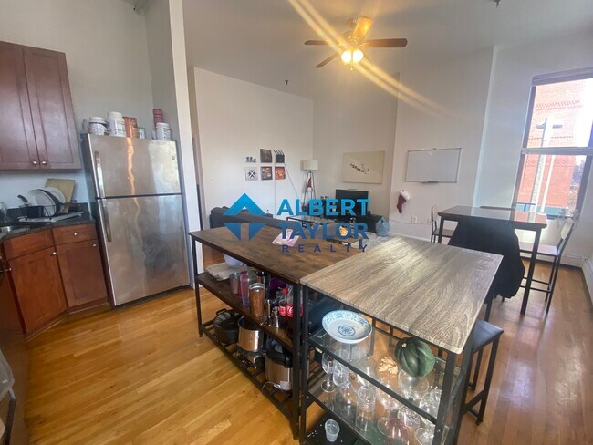 Photo - 176 Northampton St Unit 3