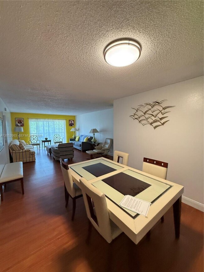Photo - 5961 N Falls Cir Dr Unit 408