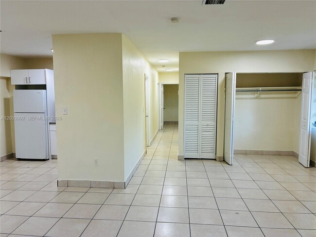 Photo - 275 NW 190th St