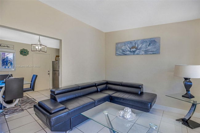 Building Photo - 2167 NW 23rd St Unit 1