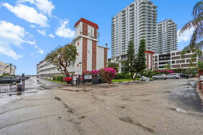 Photo - 4500 N Flagler Dr